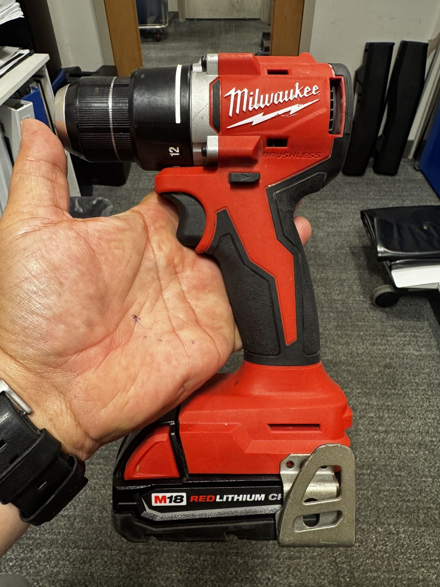 MILWAUKEE 18v Drill With Battery