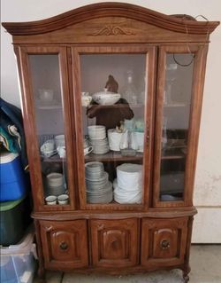 2 piece Wooden China cabinet