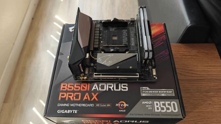 Gigabyte B550I Aorus Pro AX Mini-ITX Mobo