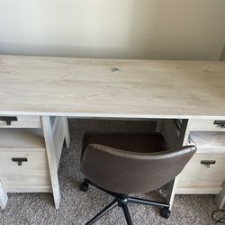 High Qulity NFM Desk and Chair 
