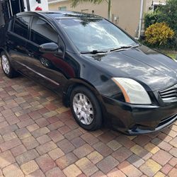 2012  Nissan Sentra Se