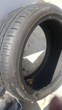 1 low profile tire. 235/40ZR/18