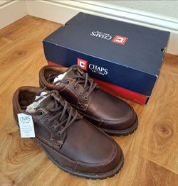 Men's Chaps leather casual dress shoes