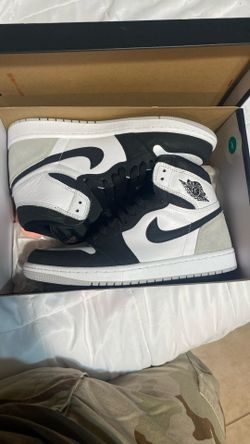 Air Jordan 1 High (Size: 9)