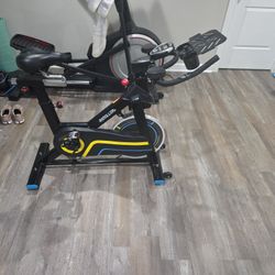 Hirollop Exercise Bike 