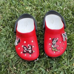 Toddler Girls Minnie Mouse Crocs Size 6