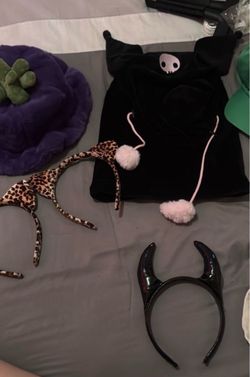 Halloween accessories