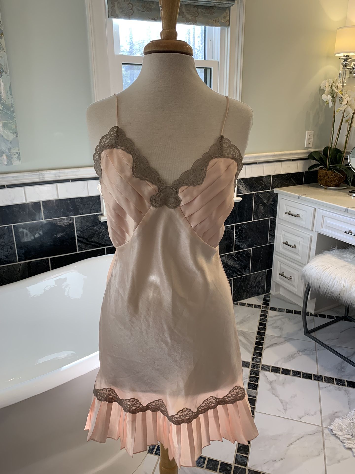 Very beautiful Chamois Nightgown Size L