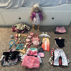 American Girl Doll Retired Caroline Abbott / Bundle 