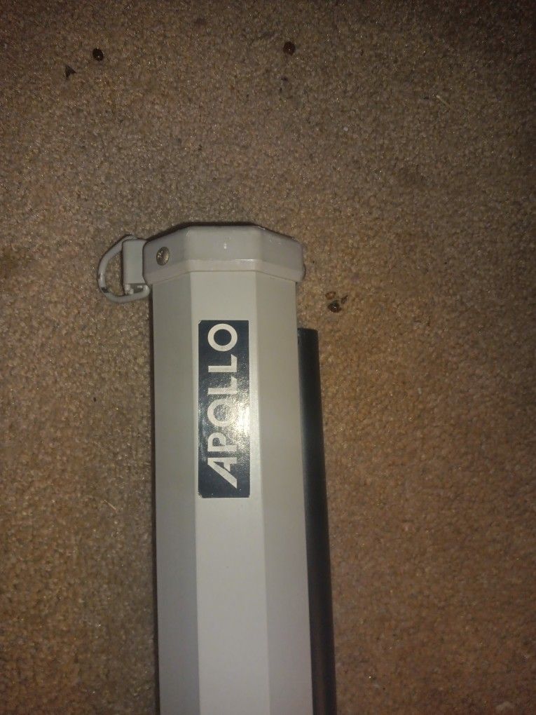 Apollo Projector Screen
