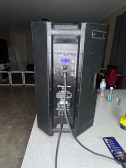 (1) ELECTRO VOICE ZLX15p