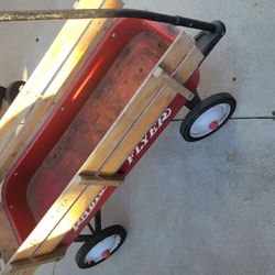 Radio Flyer Wagon