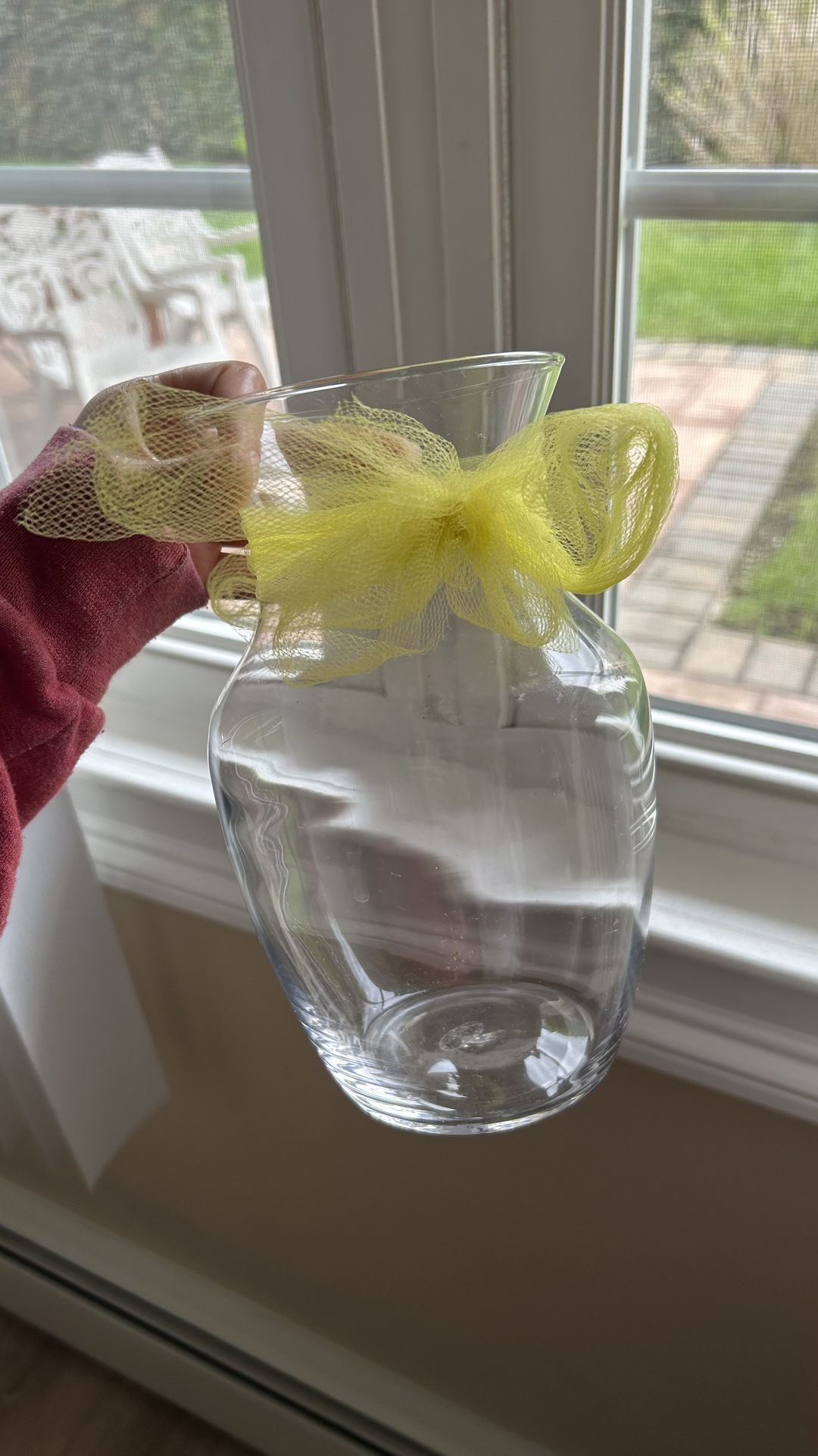Two Flower Pots With Bow
