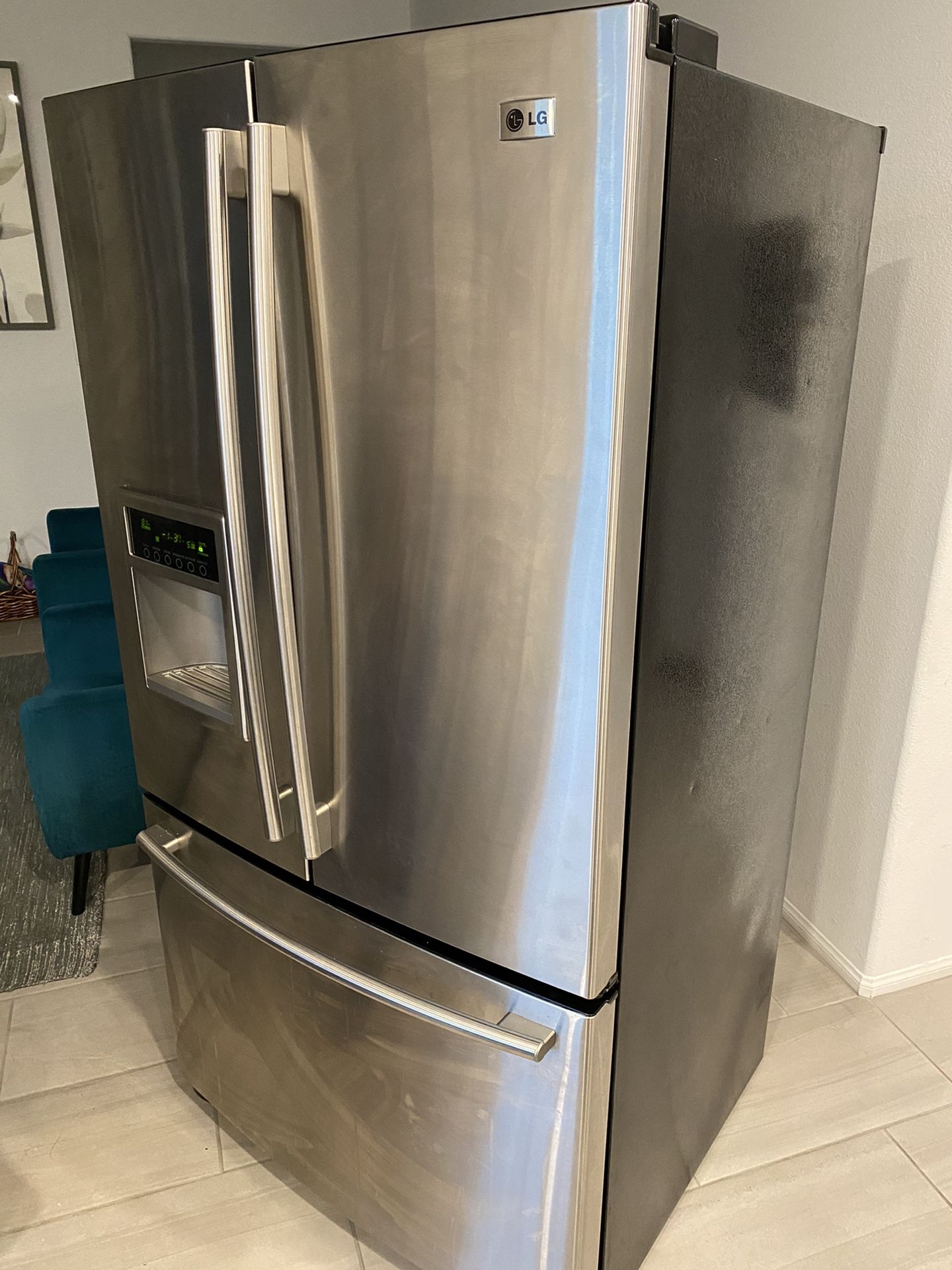 LG Stainless steel Refrigerator for Sale in North Las Vegas, NV OfferUp
