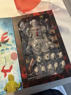 Pennywise Hot Toys Brand New Never Opened