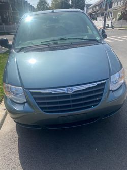 2007 Chrysler Town & Country