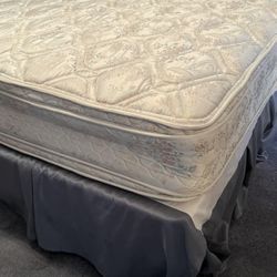 King Size Mattress Meticulously Cared For see Descr