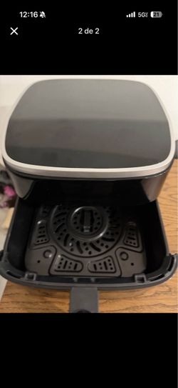 Air Fryer with Basket