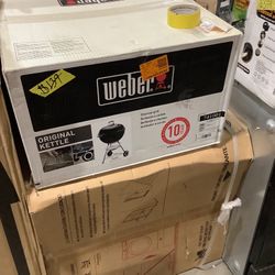 Weber 22 in. Original Kettle Charcoal Grill in Black