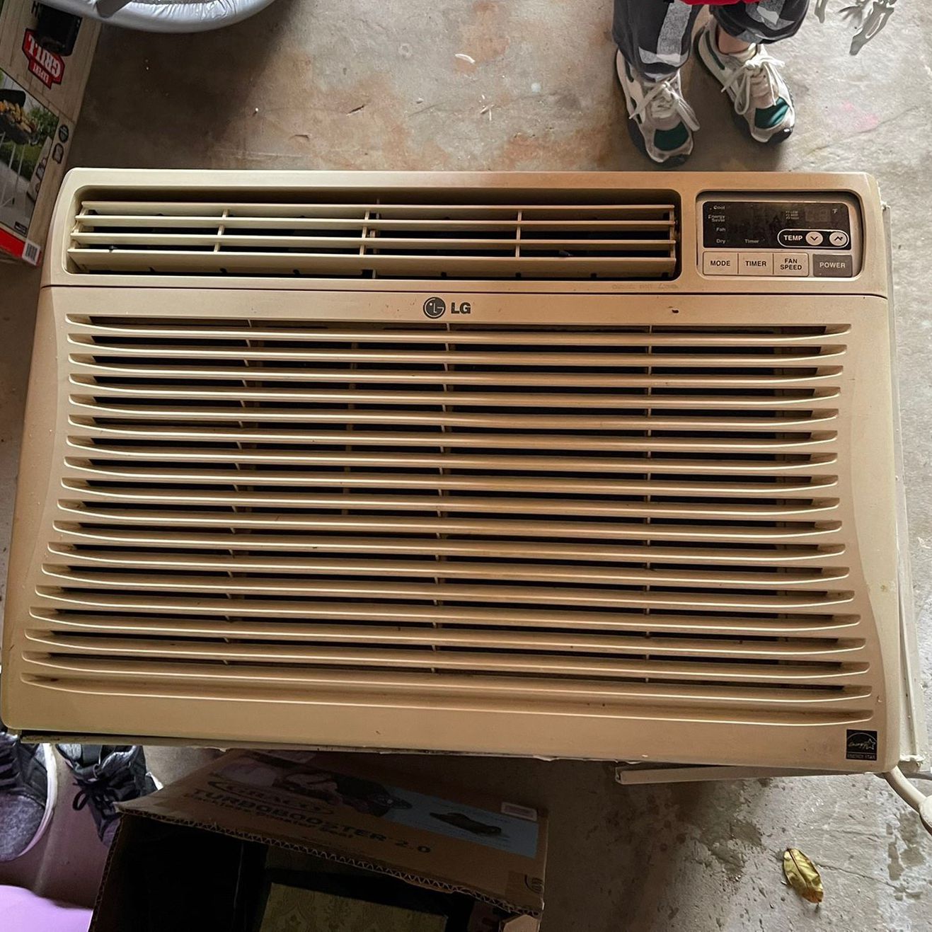Air Conditioner - LG model LW2511ER