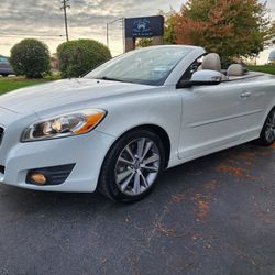 2011 Volvo C70 Hardtop Convertible 