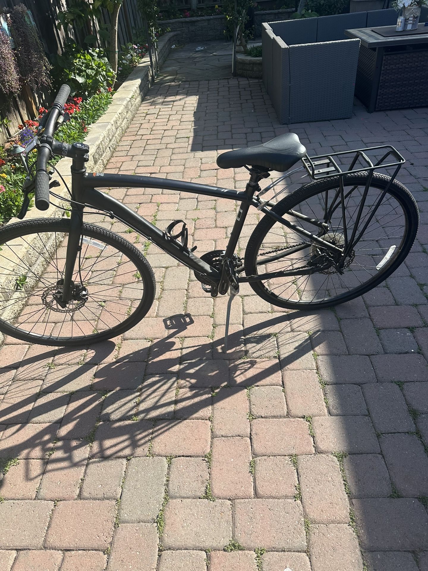 Raleigh Bike (Like New Condition)