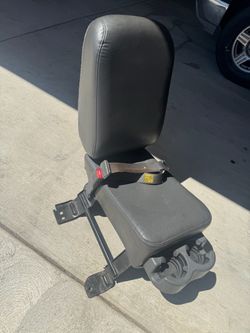 Silverado/Tahoe middle seat