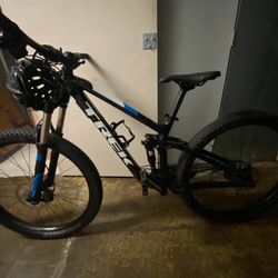 Trek Fuel EX 5 27.5 Plus