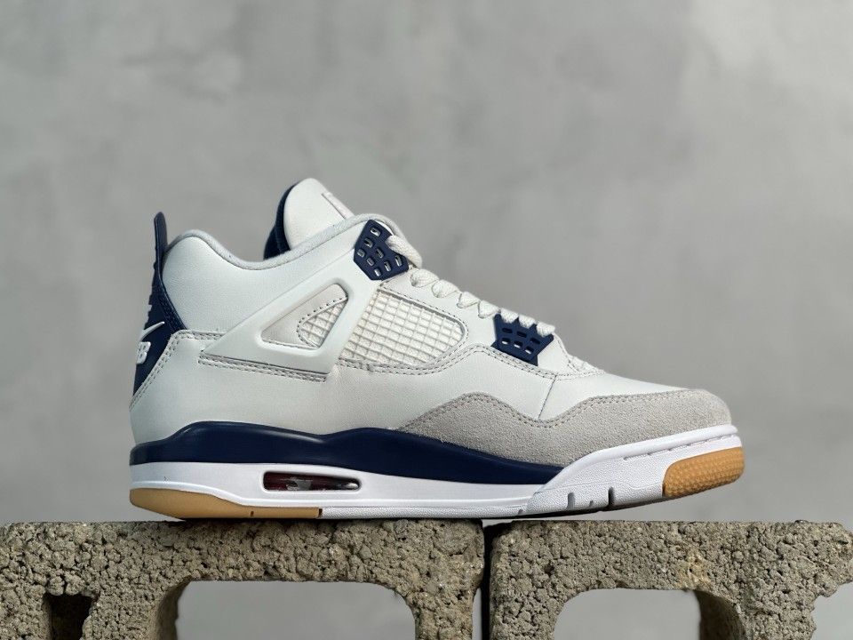 Nike SB x Air Jordan 4 Retro SP 'Navy'