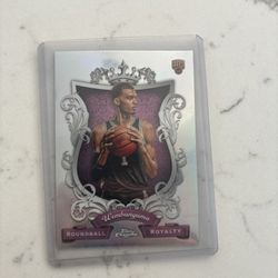 Topps Chrome Round ball Royalty Victor Wembanyama Rookie Card