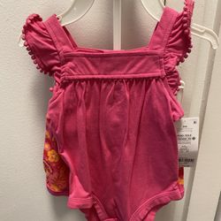 👶🏻Baby Girl - Carter's 2-Pc Tank Bodysuit & Flowered Shorts Set Size 3 mo (NEW)