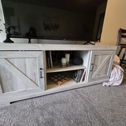 Like New TV Stand 
