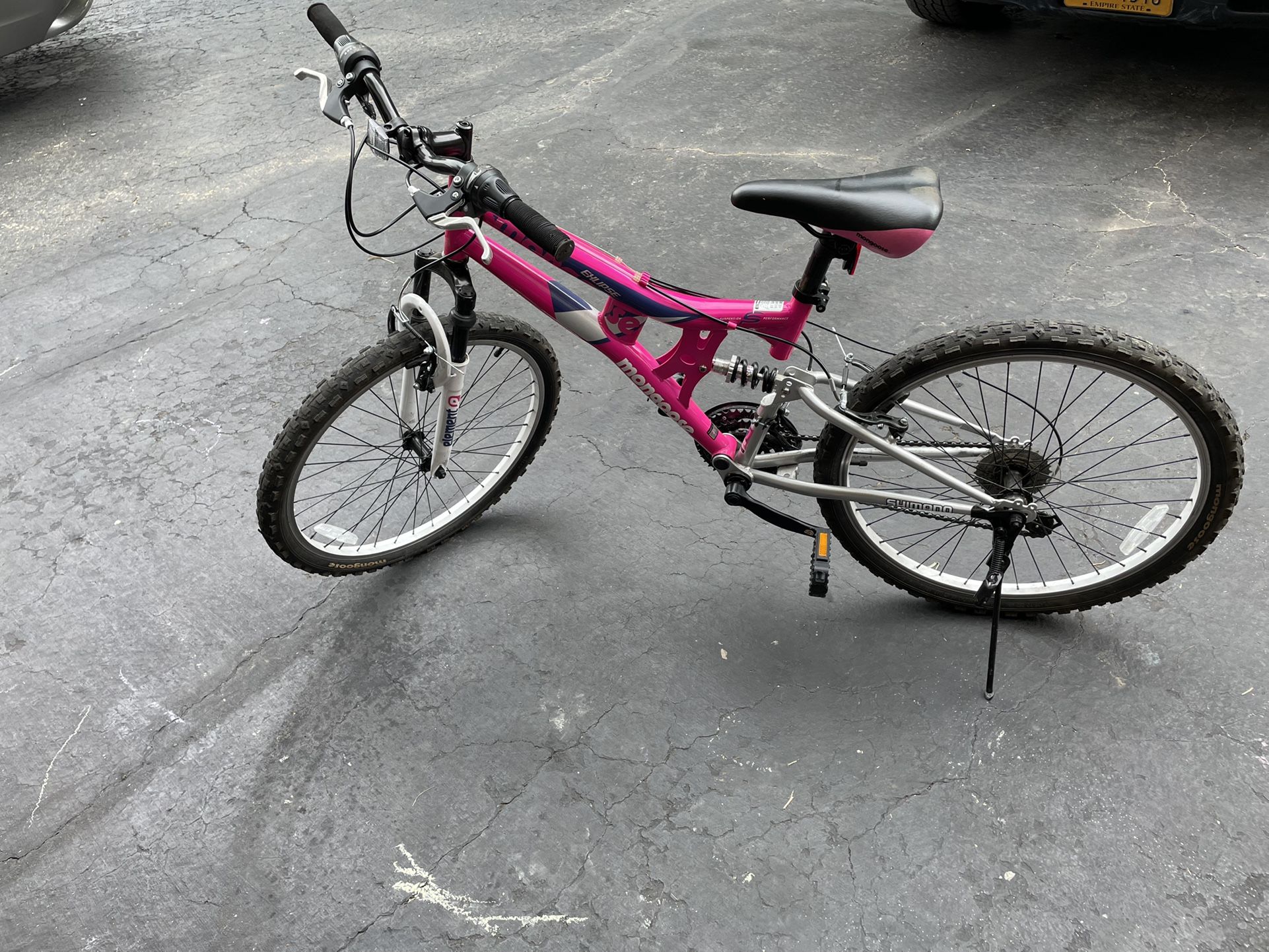 Girls Mongoose Mountain Bike 24”