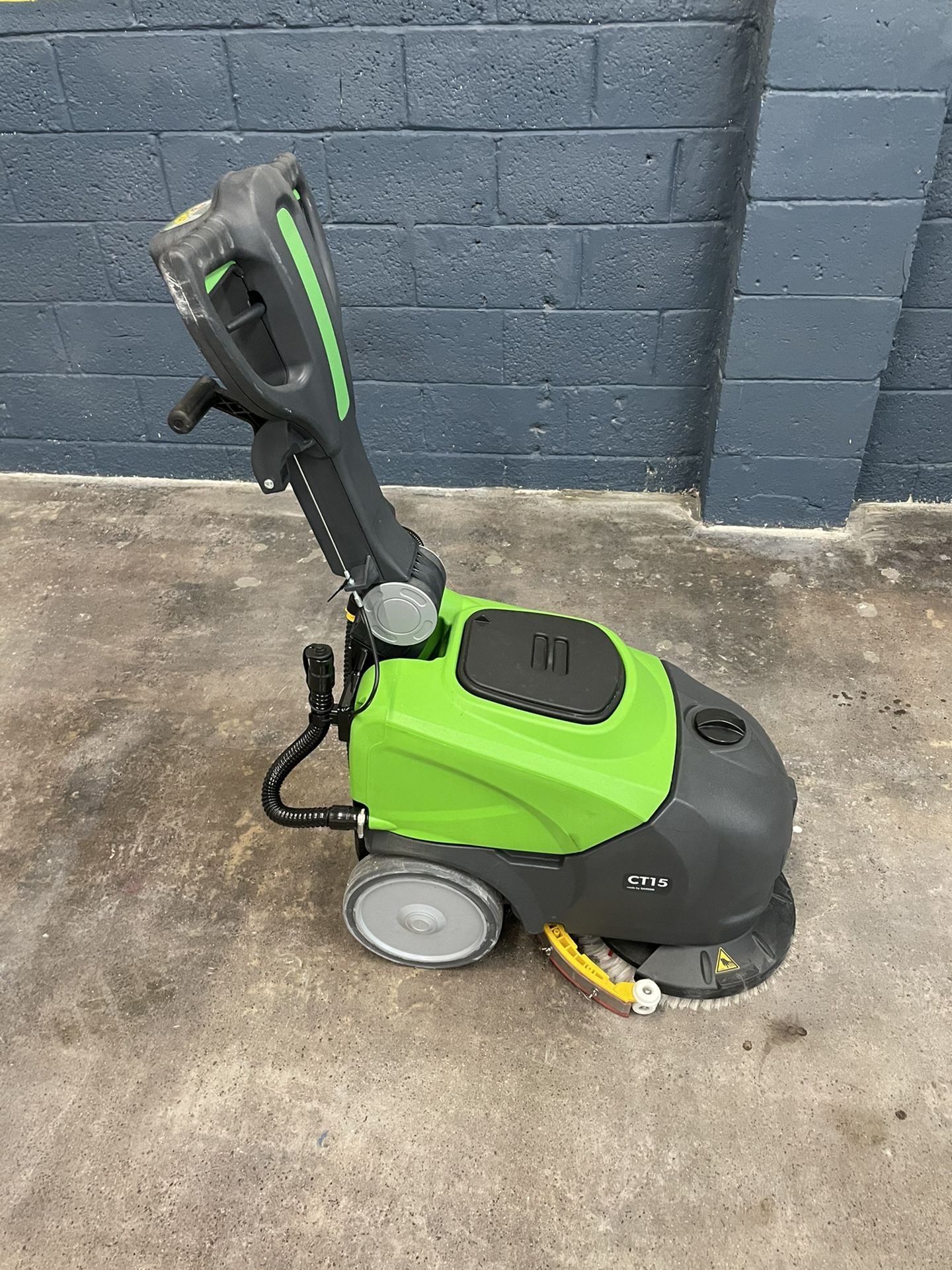 IPC Eagle CT 15  Floor Scrubber 