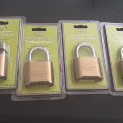 Candados Marca Extra space Storage