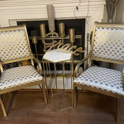 2 Accent Chairs & Table