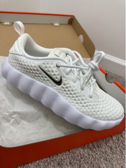 Nike MIND 002