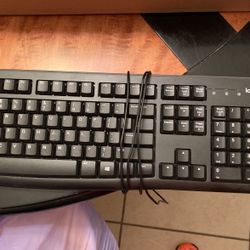 Logitech Keyboard 