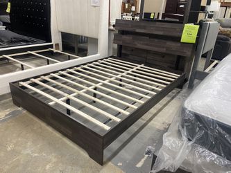Queen Platform Bed