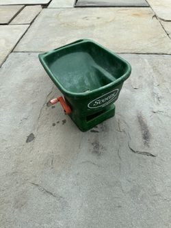 Scott’s Seed Spreader 