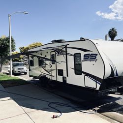 24 EX Sandsport Toy Hauler 