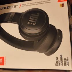 JBL Live 675nc Wireless On Ear