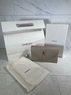 Authentic Saint Laurent Chain Wallet  (A1G009943)