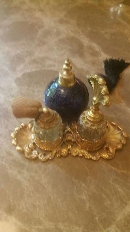 ANTIQUE PERFUME BOTTLES