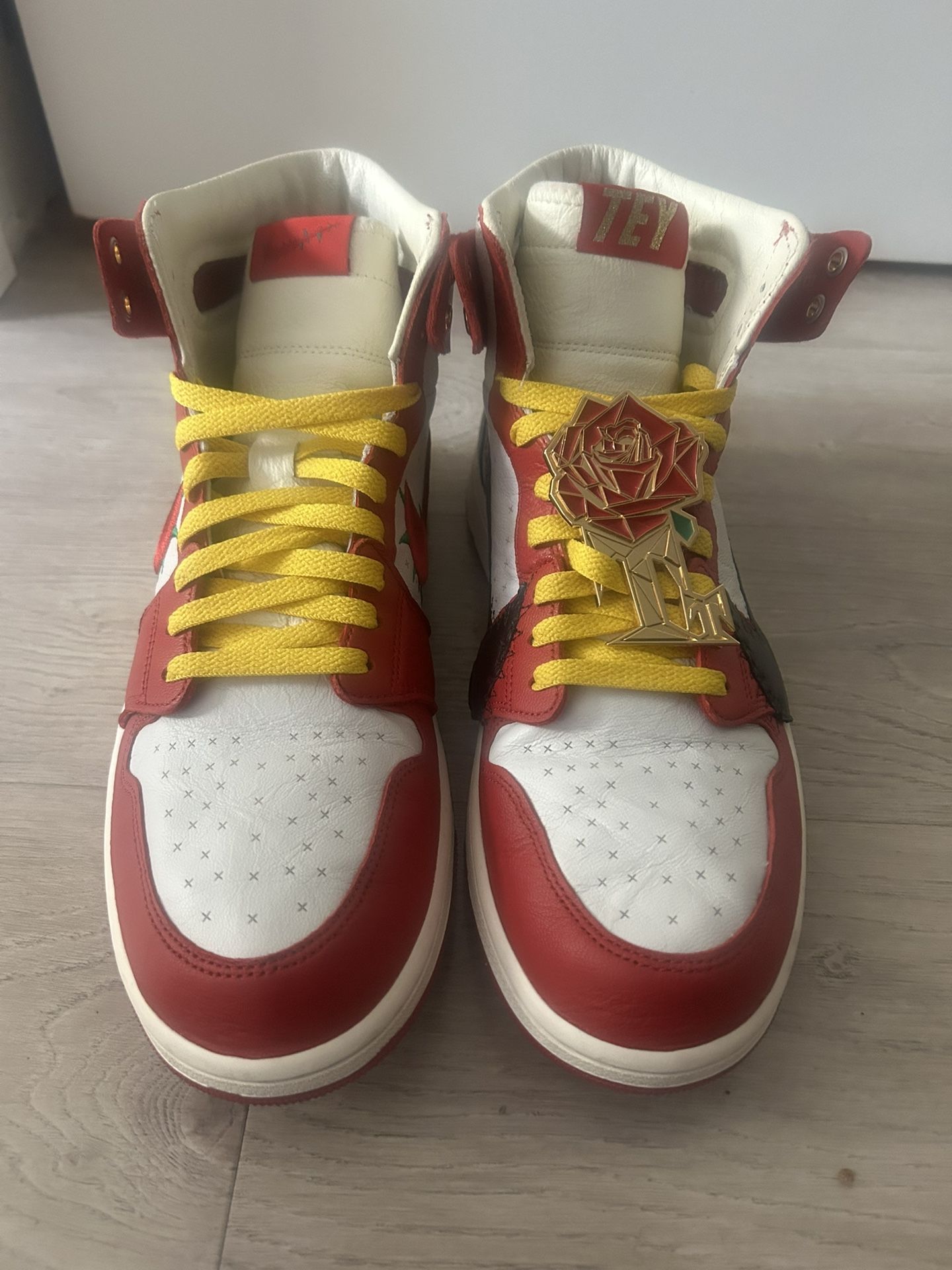 Teyana Taylor x Air Jordan 1 Zoom CMFT 2 – Women’s Size 12.5
