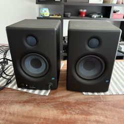 PreSonus Eris E4.5BT 4.5” bluetooth studio monitor speakers pair