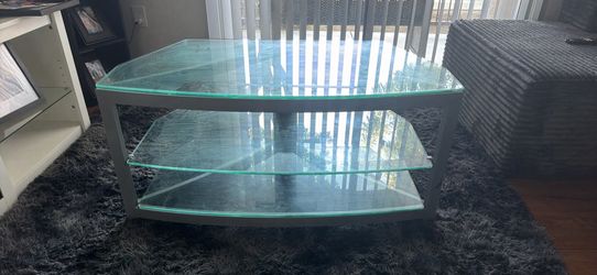 Entertainment center