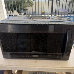 MICRO WAVE GOOD CONDITION