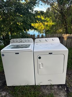 Maytag Washer and Dryer matching Set