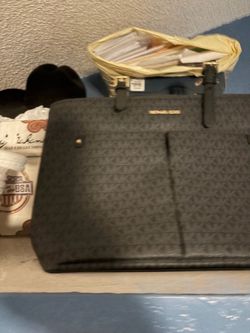 Micheal Kors tote bag $80